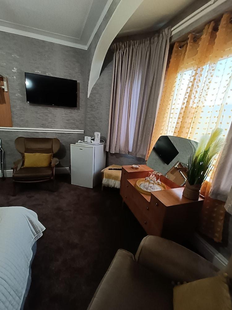 The Golden Sands B&B Μπλάκπουλ Εξωτερικό φωτογραφία