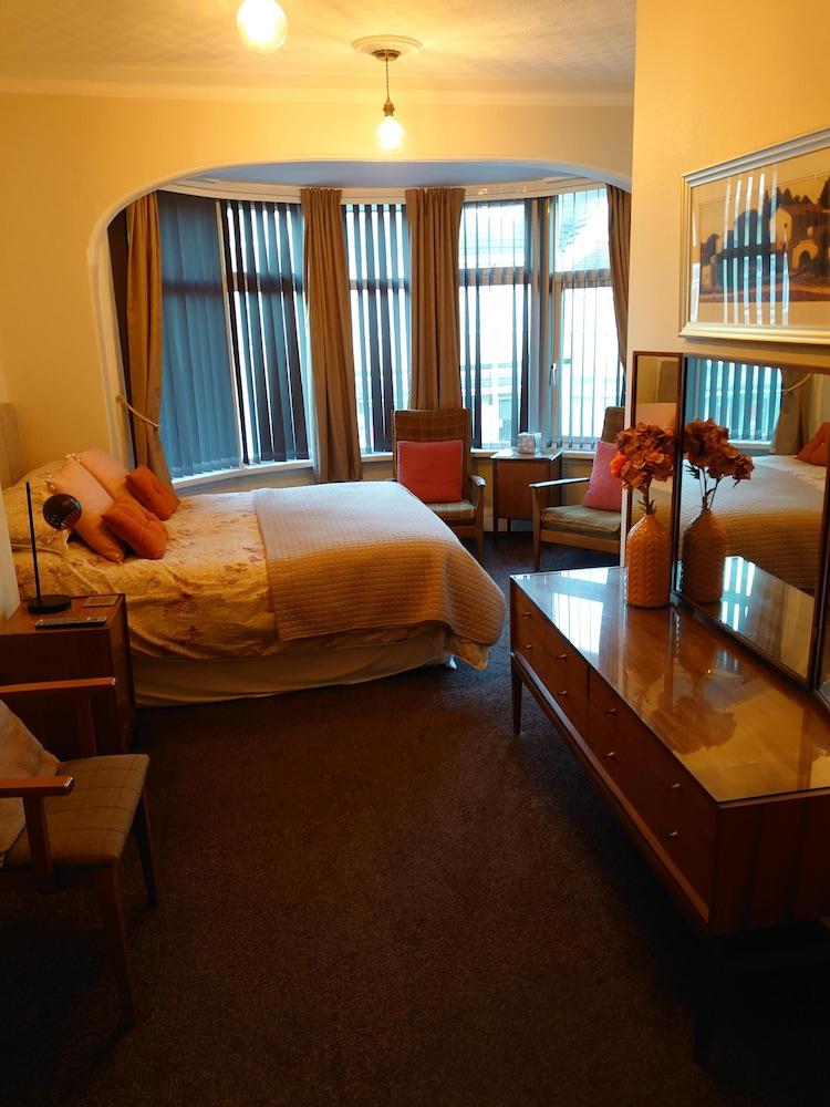 The Golden Sands B&B Μπλάκπουλ Εξωτερικό φωτογραφία